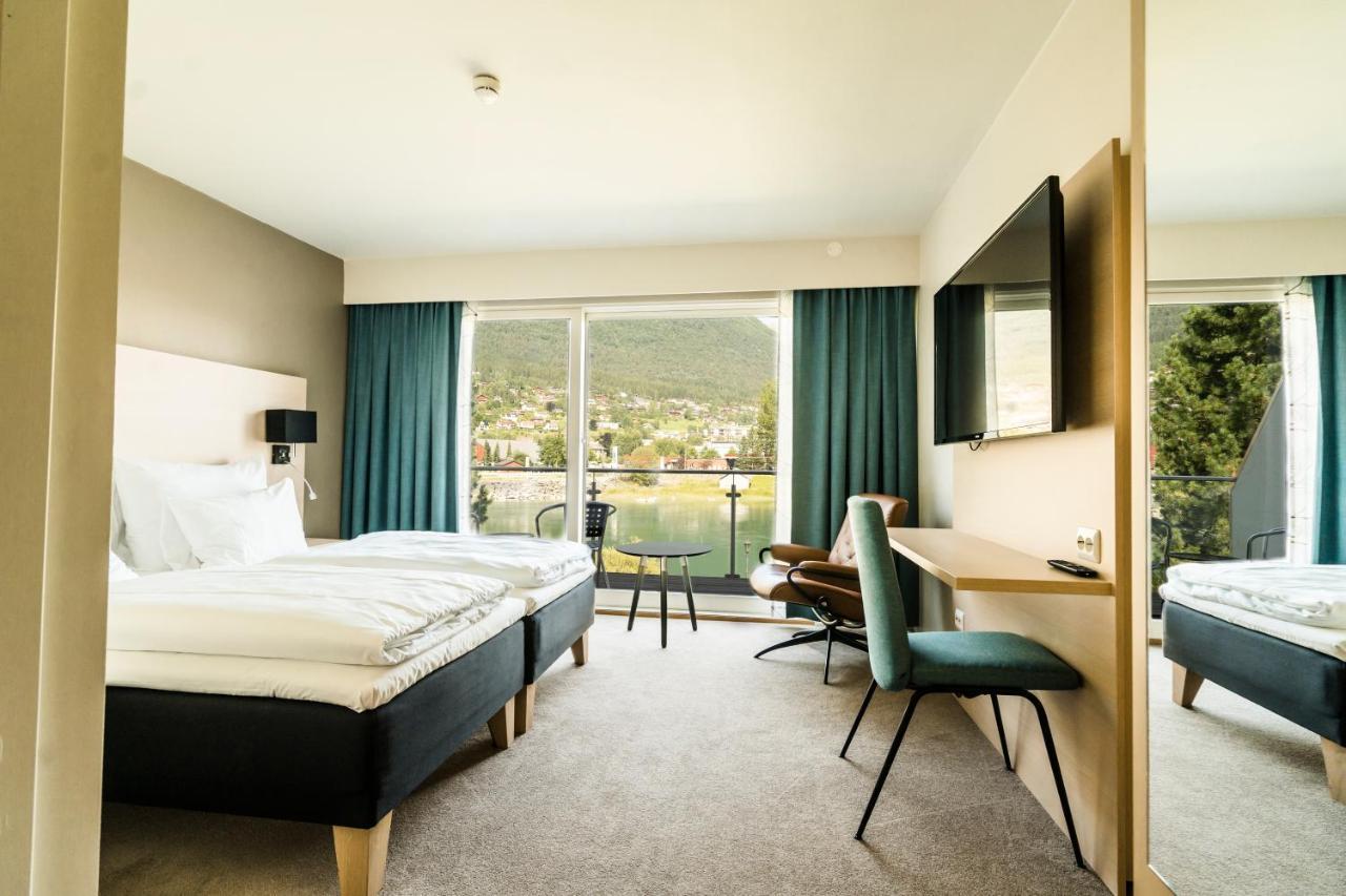 Stryn Hotel Екстериор снимка
