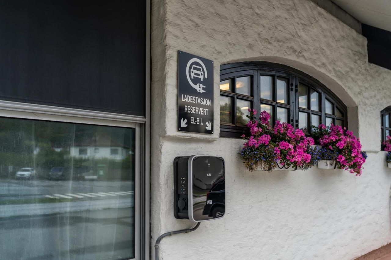 Stryn Hotel Екстериор снимка